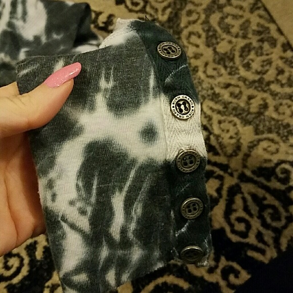 Size small crash and burn - Picture 3 of 4